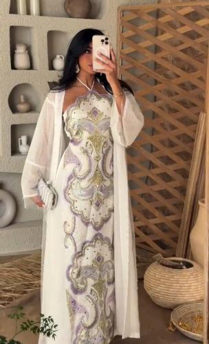 جلابيه قطعتين المزينه بتطريز كمبيوتر