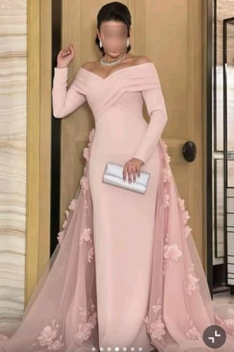 فستان سهره باربي وتفته سلا المزين بالورود