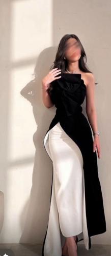 Black and white T-shirt dress decorated with sequins, a modern and elegant dress
