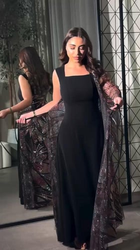 فستان باربي المزين بشال خرز قصه انيقه