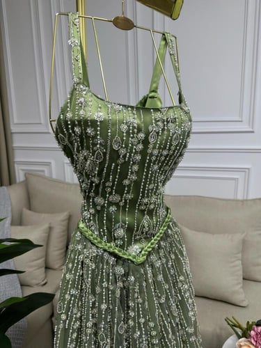 فستان سهره راقي خرز وشك كامل