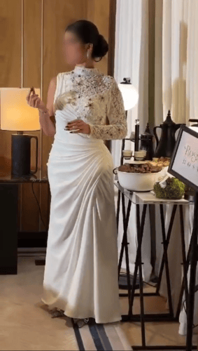 فستان سهره باربي المزين بالتطريز اليدوي والكسرات