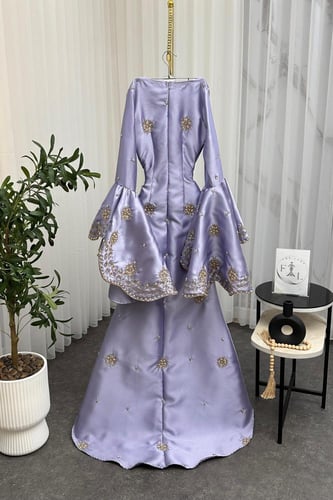 فستان سهره ميكادو المزين بالتطريز اليدوي الفخم وال...