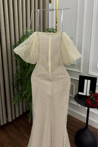 فستان سهره المزين بالكلفه المطرزه خرز ولول بطانه ب...