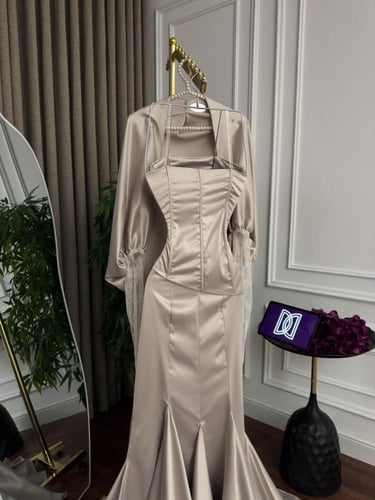 طقم سهره تفته المزين بالتطريز اليدوي بشكل انيق