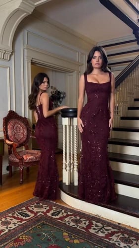 فستان سهره تل المزين بالتطريز مورد مزين بالجاكت فر...