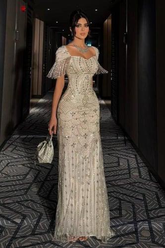 فستان سهره تل المزين بالتطريز خرز