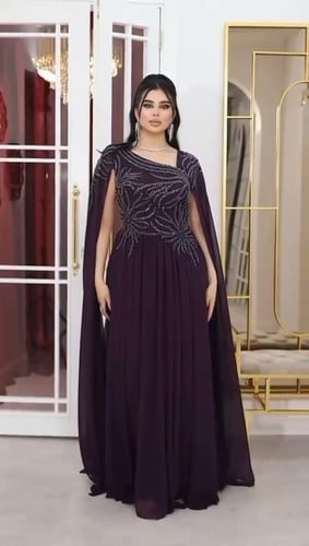 فستان شيفون جورجيت كلوش المزين بالتطريز اليدوي