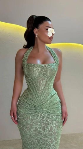 فستان سهره قصه انيقه متميزه مزينه بالكسرات