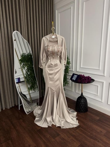 طقم سهره تفته المزين بالتطريز اليدوي بشكل انيق