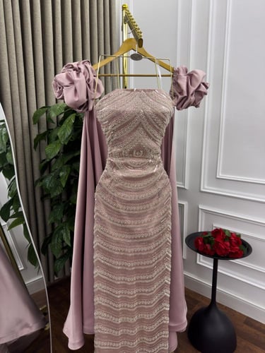 فستان سهره تل مطرز بخرز ذيل ميكادو فستان فخم ومتمي...