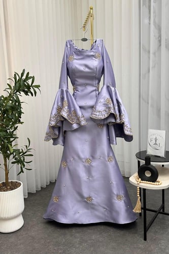 فستان سهره ميكادو المزين بالتطريز اليدوي الفخم وال...