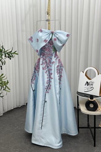 فستان سهره ميكادو المزين بالتطريز