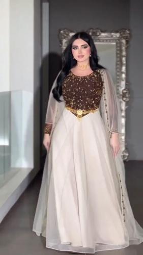 جلابيه باربي وشيفون جورجيت وتل المزينه بالتطريز ال...