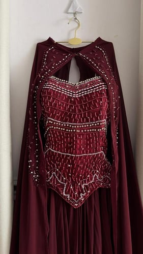 فستان سهره شيفون جورجيت المزين بالتطريز اليدوي