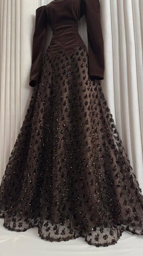 فستان سهره جوخ المزين بالكلفه السهره