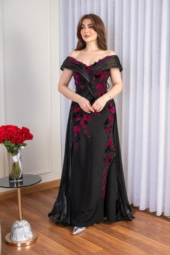 فستان باربي المزين بالكلفه المطرزه واورجنزا كسرات...