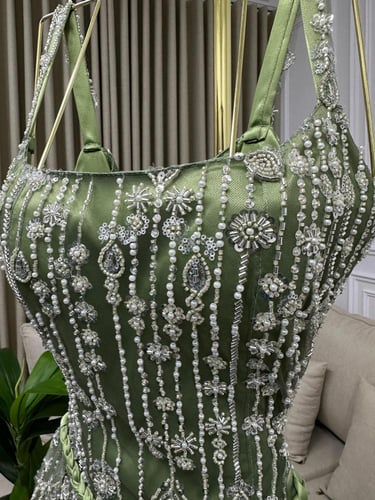 فستان سهره راقي خرز وشك كامل