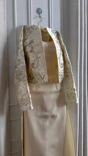 فستان ميكادو المزين بالتطريز اليدوي بطانه باربي