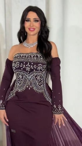 فستان سهره باربي المزين بالتطريز اليدوي الفخم ذيل...