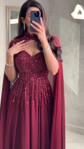 فستان شيفون جورجيت قطعتين المزين بالتطريز