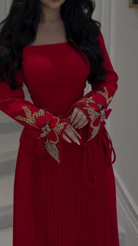 فستان باربي المزين بالتطريز اليدوي كسرات بوليسيه