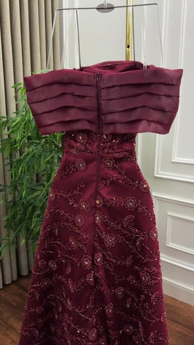 فستان سهره المزين بالتطريز الفخم