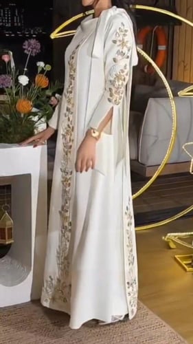 فستان باربي المزين بالتطريز اليدوي