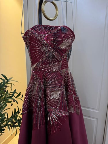 فستان سهره المزين بالتطريز شك وخرز