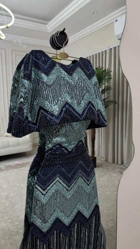 فستان سهره المزين بالكلفه مطرزه