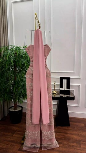 فستان سهره تل المزين بالتطريز خرز بطانه باربي شال...