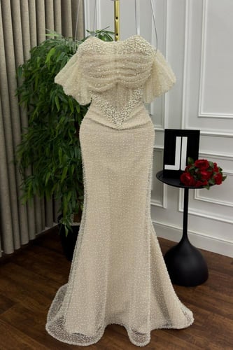 فستان سهره المزين بالكلفه المطرزه خرز ولول بطانه ب...