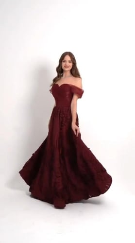 فستان سهره تل المزين بالكلفه المورده