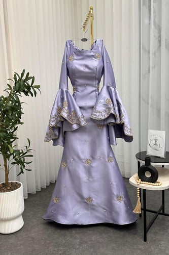 فستان سهره ميكادو المزين بالتطريز اليدوي الفخم وال...