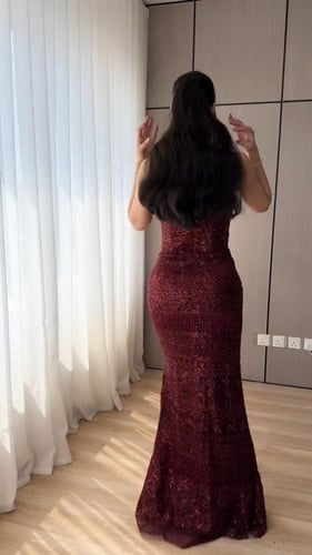 فستان سهره تل المزين بالتطريز خرز ودانتيل شال شيفو...