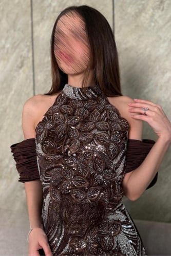 فستان سهره المزين بالتطريز خرز وشك وتطريز يدوي