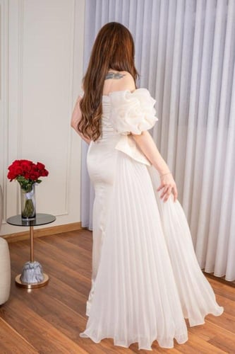 فستان سهره تفته كوري كلفه مطرزه المزين بالكسرات بو...