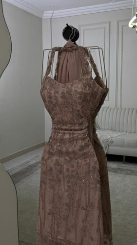 فستان سهره دانتيل المزين بالتطريز خرز