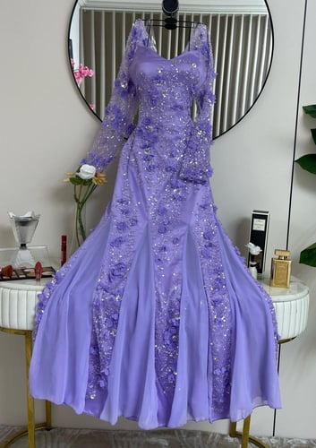 فستان سهره تل المزين بالورود مزين بالتطريز