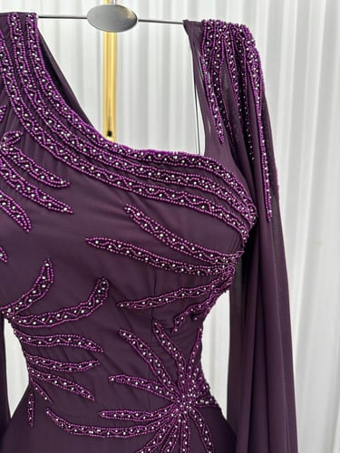 فستان شيفون جورجيت كلوش المزين بالتطريز اليدوي