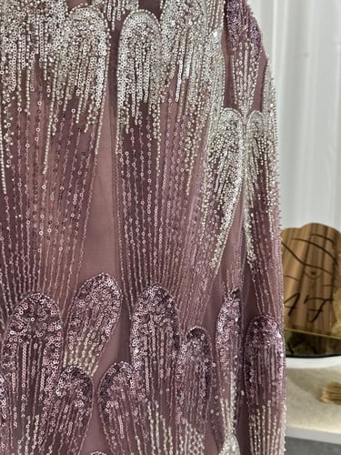 فستان سهره تل مطرز بخرز وترتر ذيل شيفون جورجيت