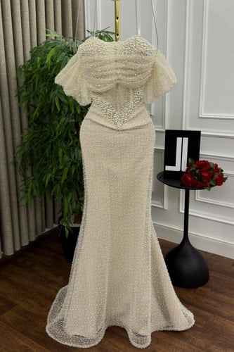 فستان سهره المزين بالكلفه المطرزه خرز ولول بطانه ب...