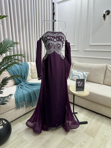 فستان سهره باربي المزين بالتطريز اليدوي الفخم ذيل...