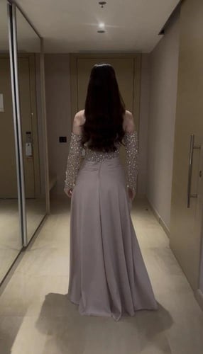 فستان تفته حرير المزين بالكلفه مطرزه