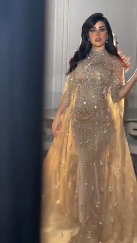 فستان سهره المزين بالكلفه المطرزه على كريب استرتش