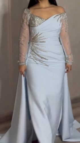 فستان سهره باربي المزين بالتطريز اليدوي بشكل انيق...