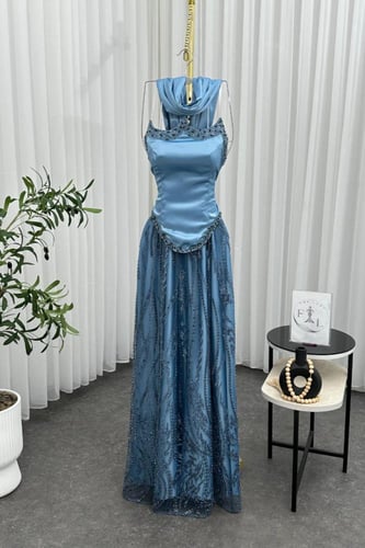 فستان تفته المزين بالتطريز اليدوي وتل كلوش مزين با...