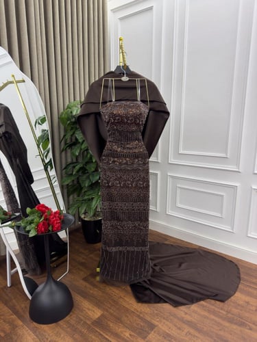 فستان سهره تل المزين بالخرز ذيل تفته