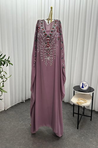 جلابيه شيفون جورجيت المزين بالتطريز اليدوي الفخم ب...