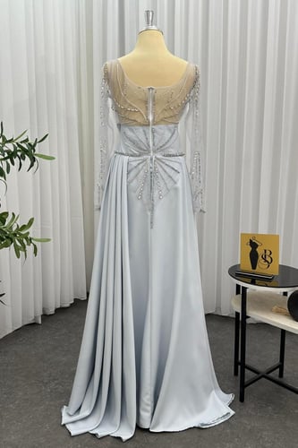 فستان سهره باربي المزين بالتطريز اليدوي بشكل انيق...